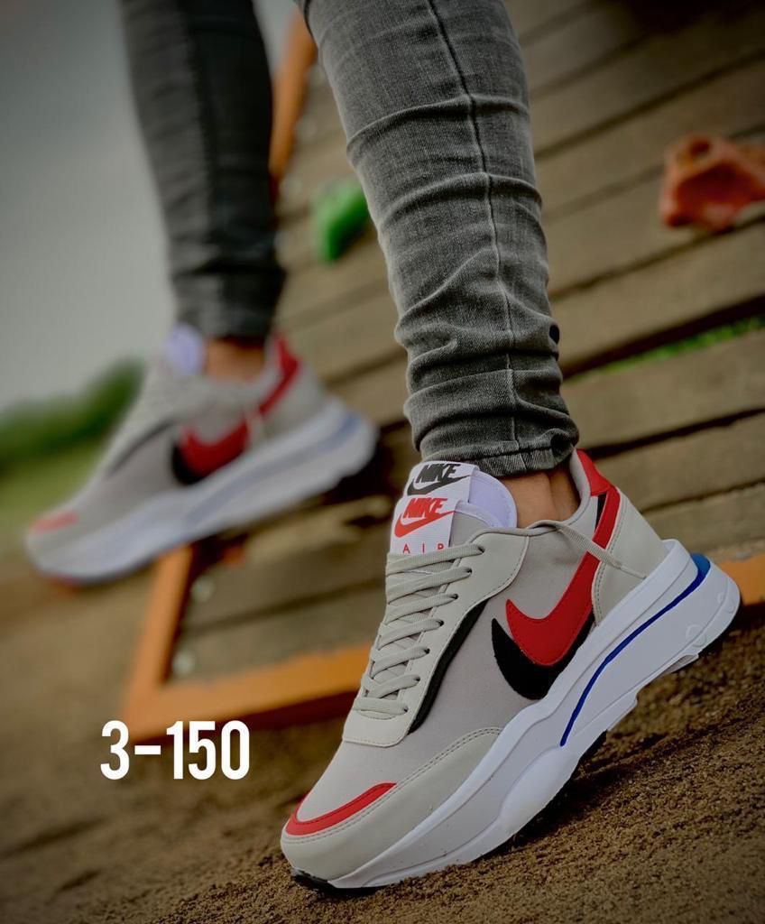 TENIS NIKE X-SACAI