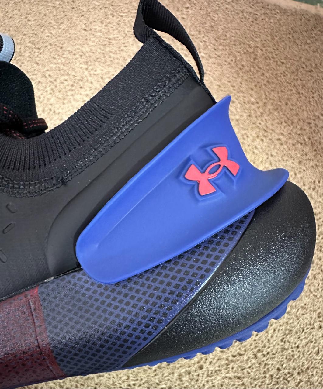 TENIS UNDER ARMOUR