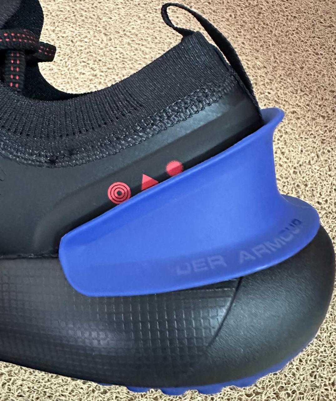 TENIS UNDER ARMOUR