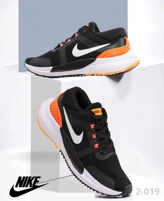 NIKE SEASON